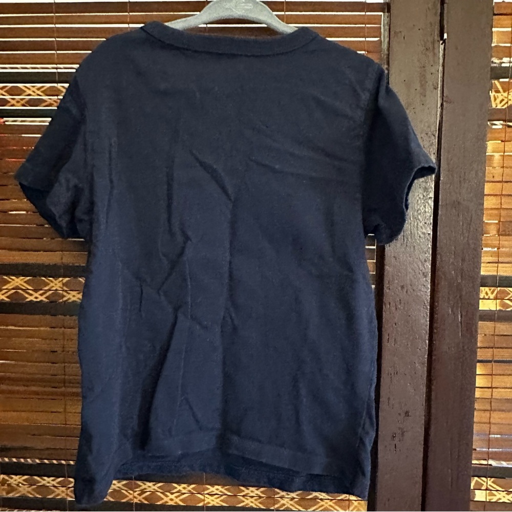 Baby Gap t shirt - Picture 2 of 3